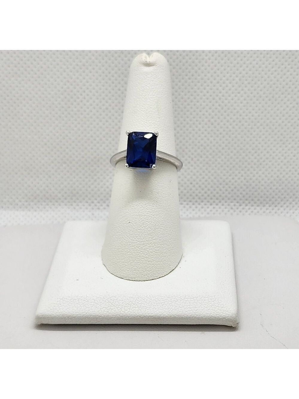 Brand New Sterling Silver 925 Blue Rectangle Gemstone Ring